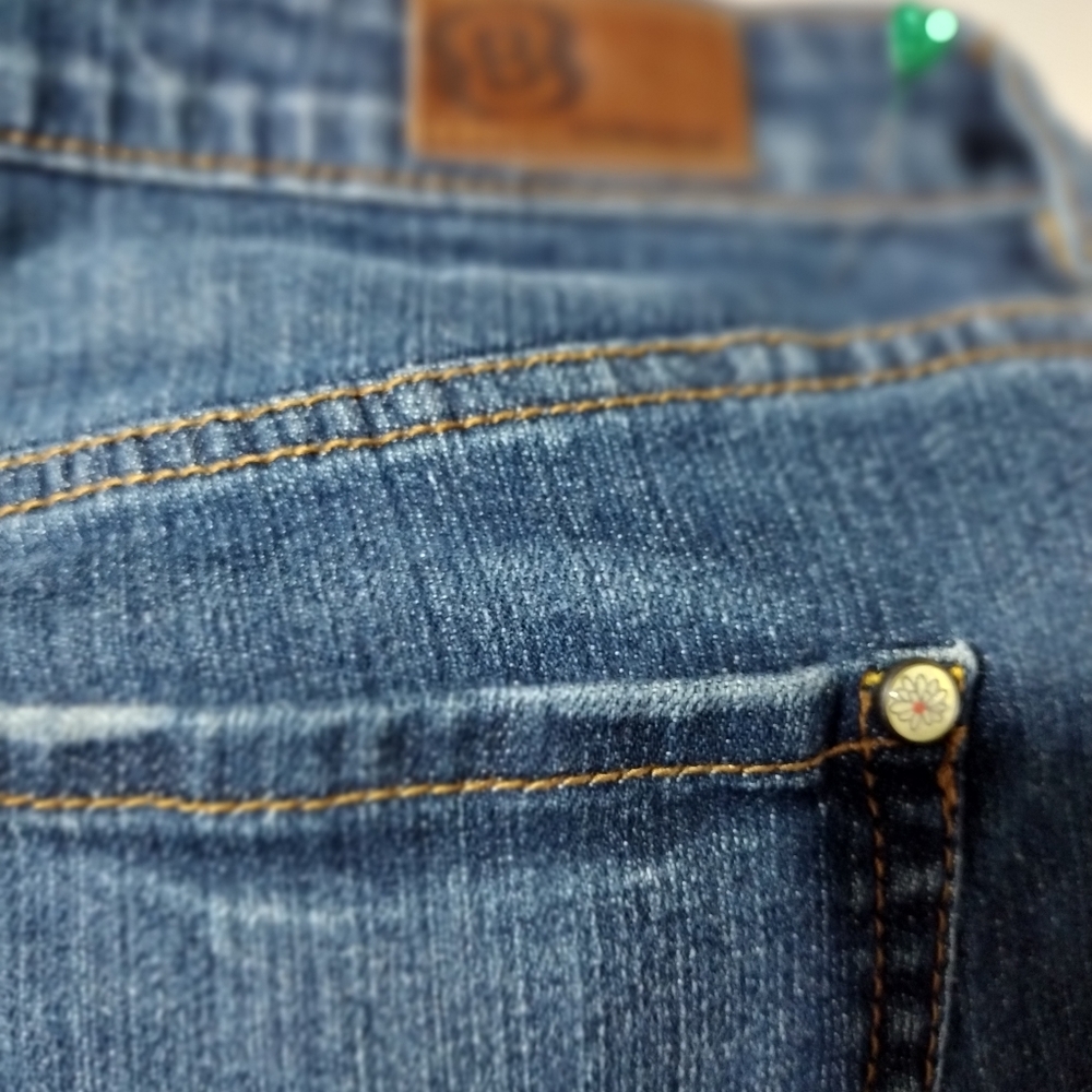 Buckle jeans - Picture 7 of 7
